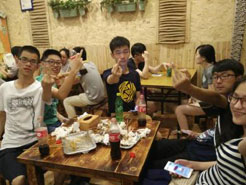 郊区烧烤加盟,学烧烤技术,开烧烤店多少钱疯狂烤翅加盟
